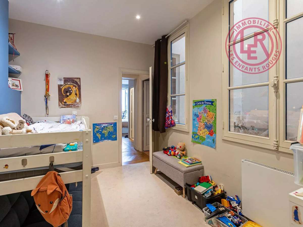 Apartment Paris 3e