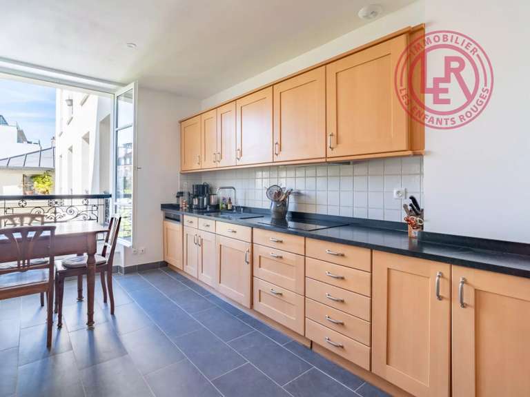 Appartement Paris 3e - 3 chambres - 145m²