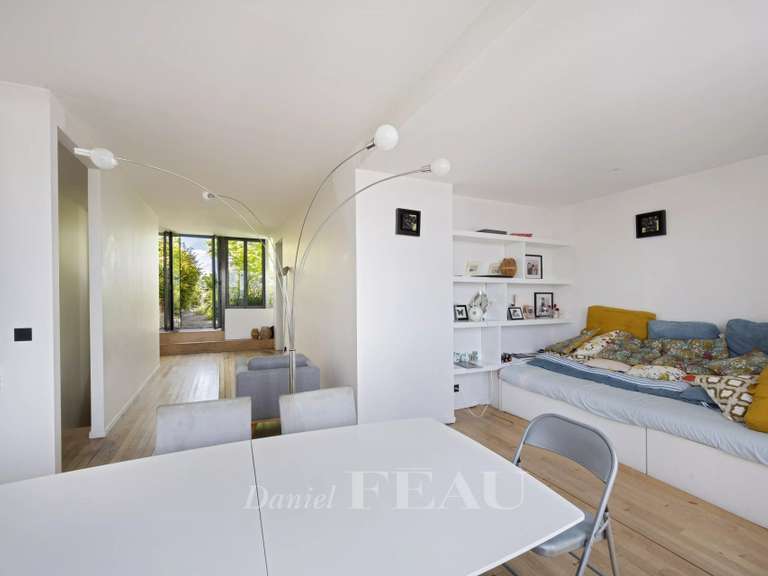 Appartement Paris 3e - 2 chambres - 332m²