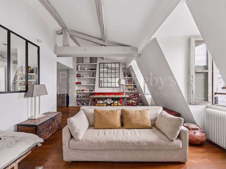 Appartement Paris 3e - 2 chambres - 82m²