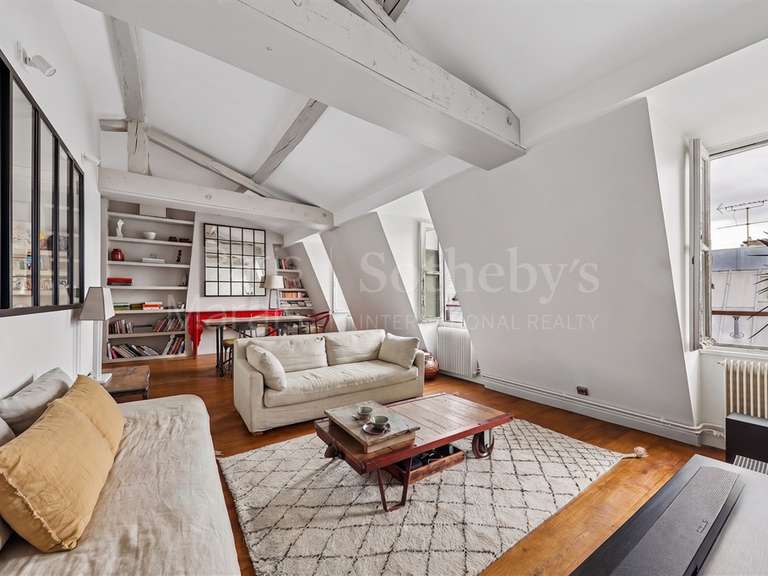Appartement Paris 3e - 2 chambres - 82m²