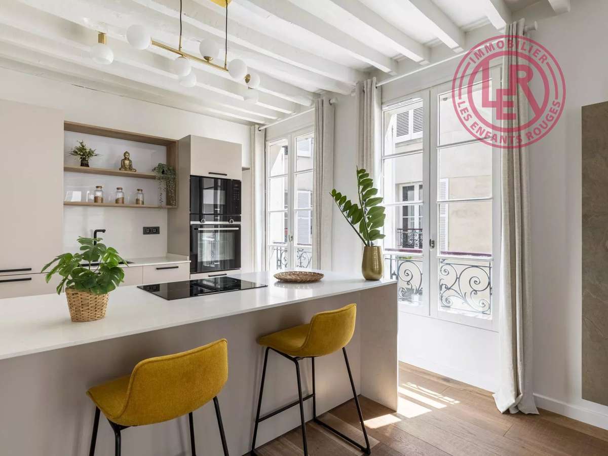 Apartment Paris 3e