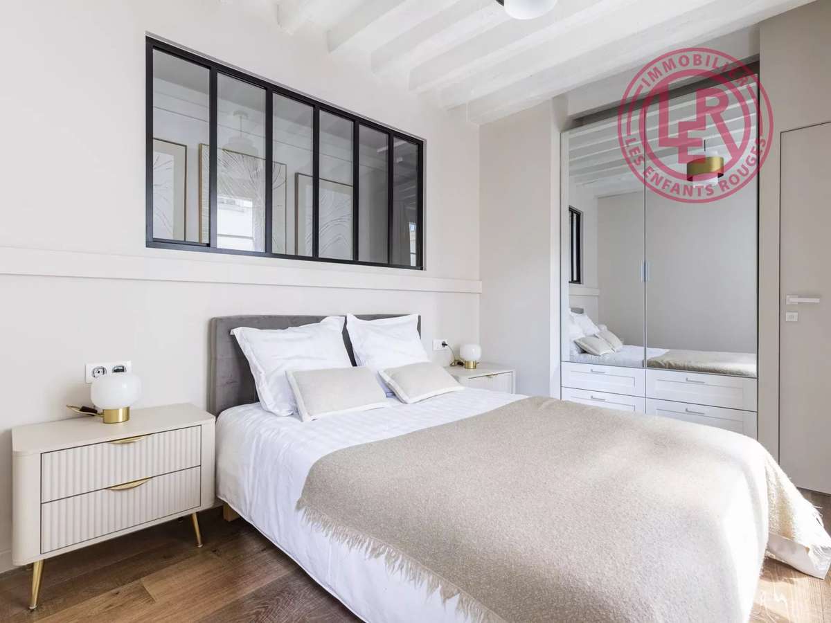 Apartment Paris 3e