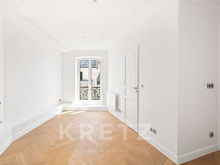 Appartement Paris 3e - 4 chambres - 148m²