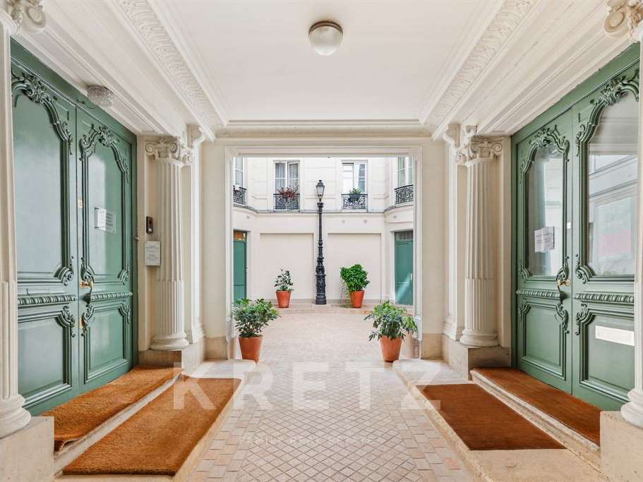 Apartment Paris 3e