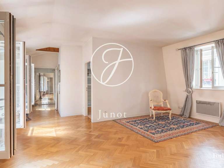 Appartement Paris 3e - 2 chambres - 76m²
