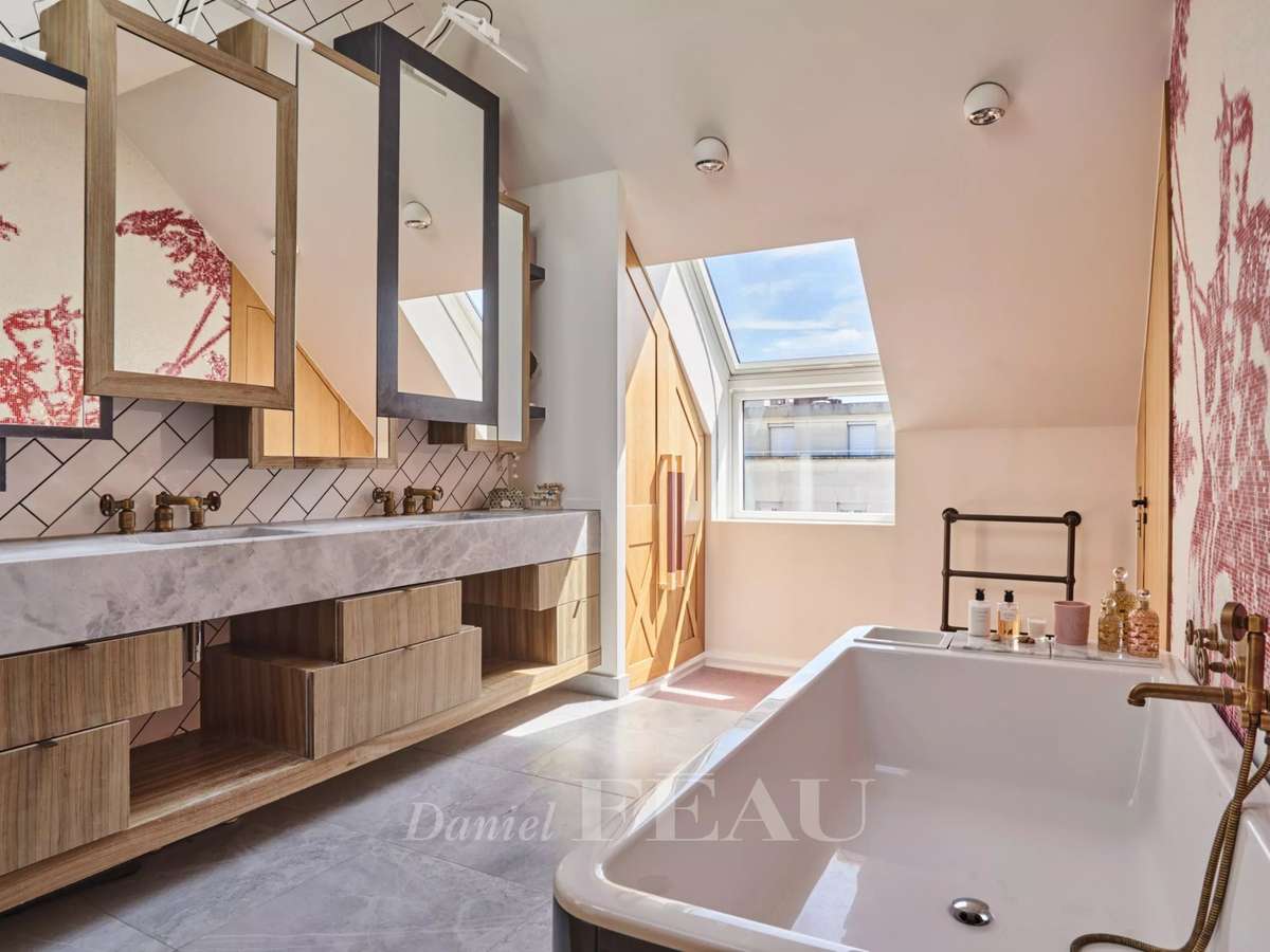 Apartment Paris 3e