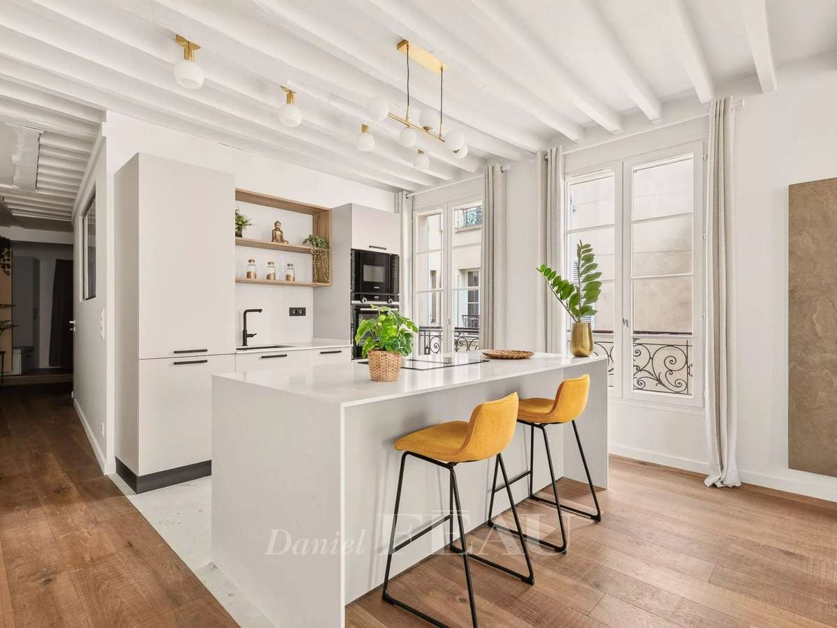 Apartment Paris 3e