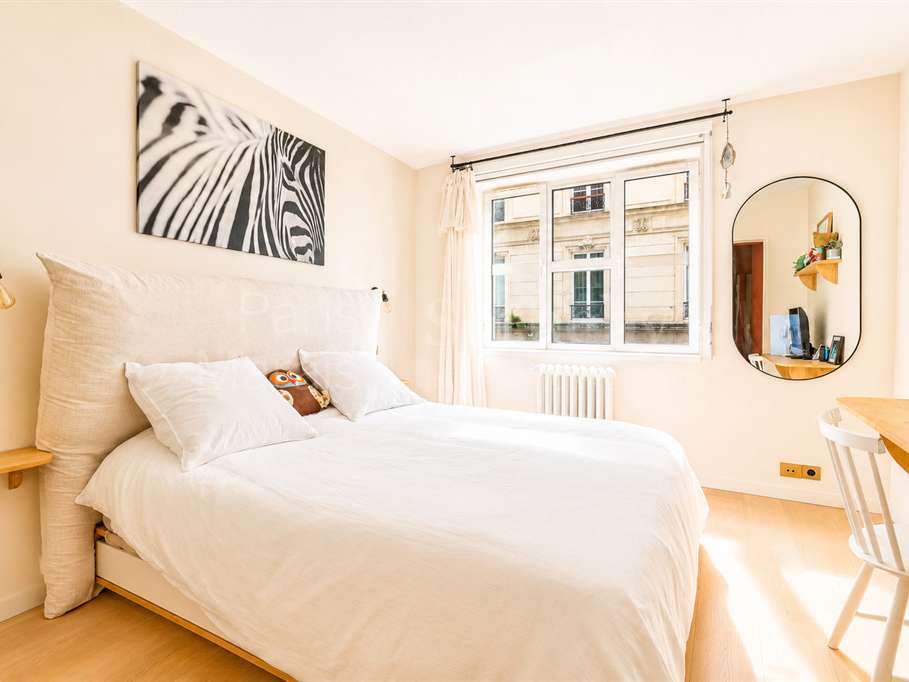Apartment Paris 3e
