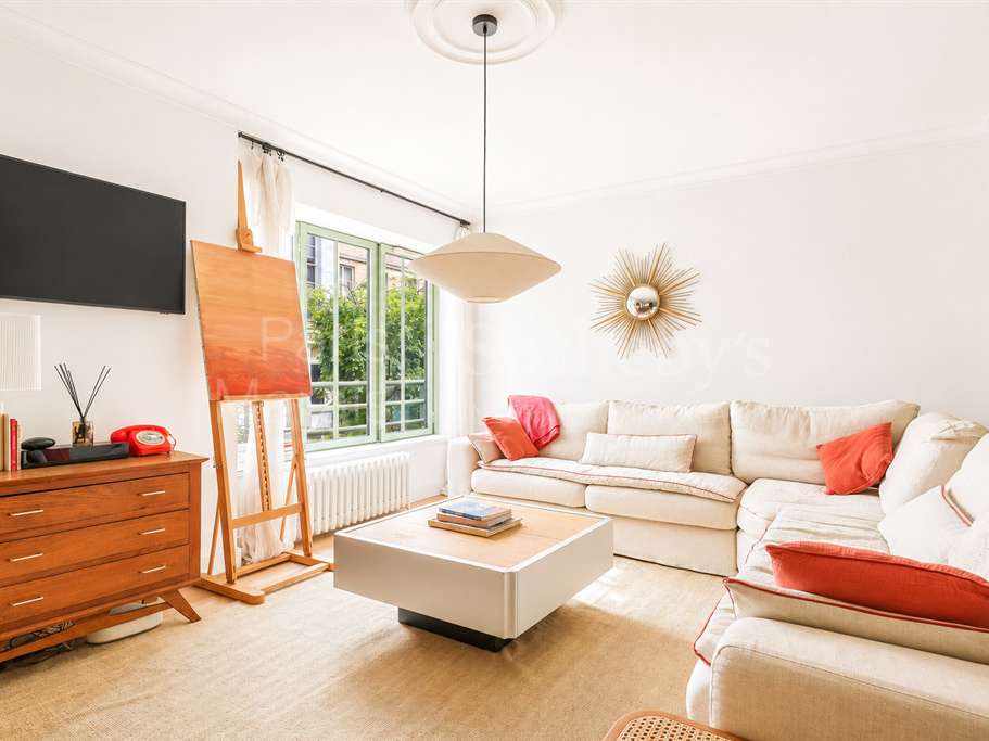 Apartment Paris 3e