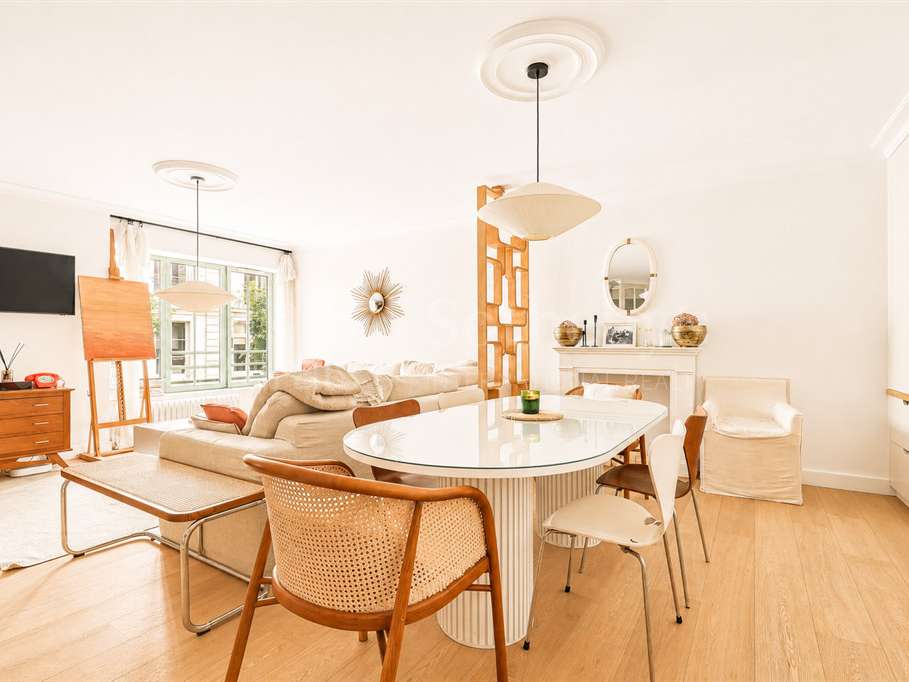 Apartment Paris 3e