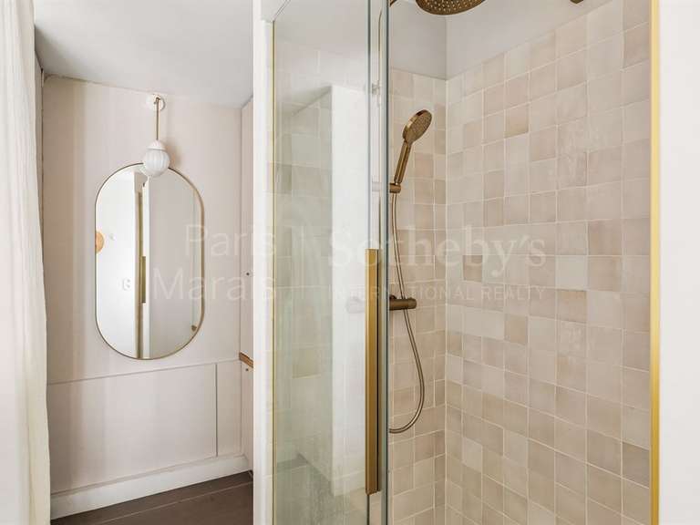 Appartement Paris 3e - 3 chambres - 101m²