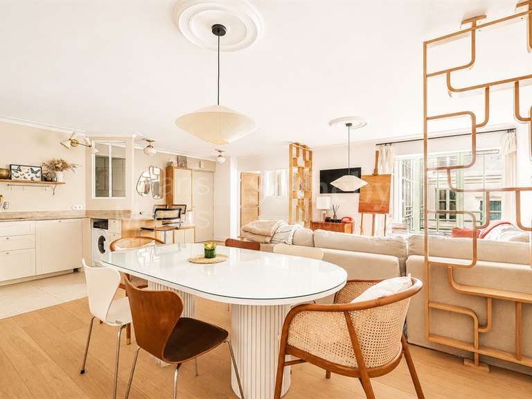 Appartement Paris 3e - 3 chambres - 101m²