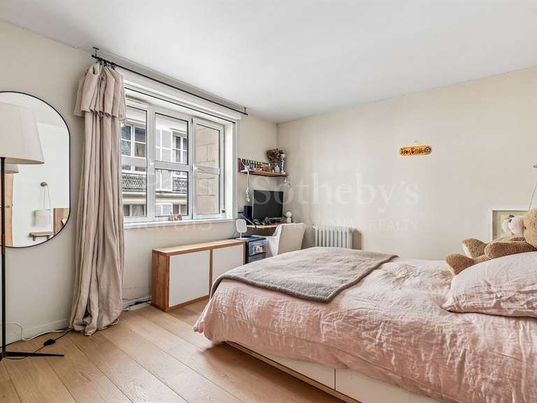 Appartement Paris 3e - 3 chambres - 101m²
