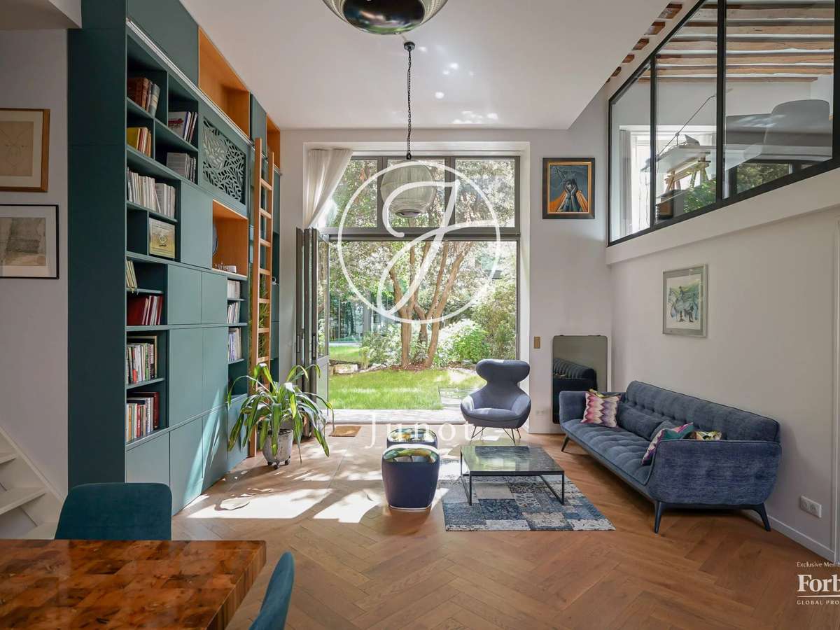 Apartment Paris 3e