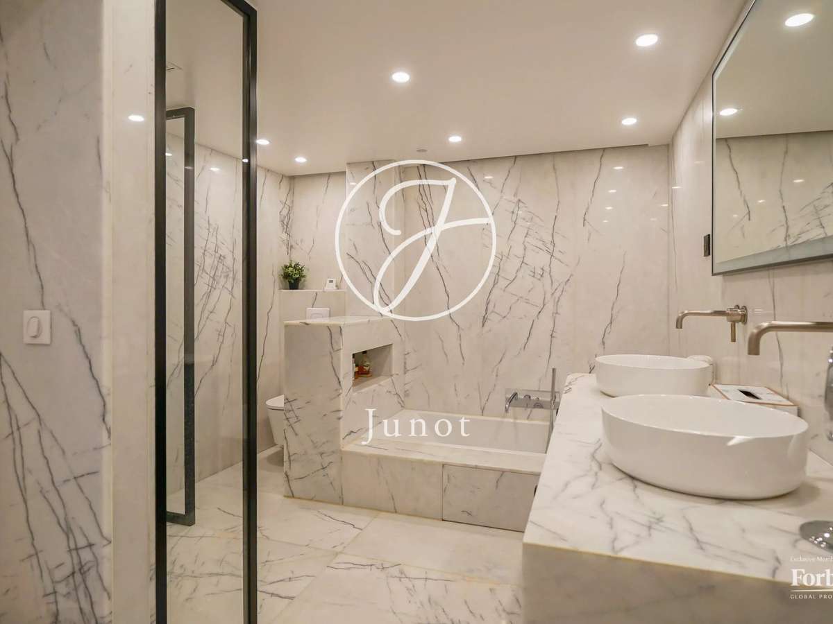 Apartment Paris 3e