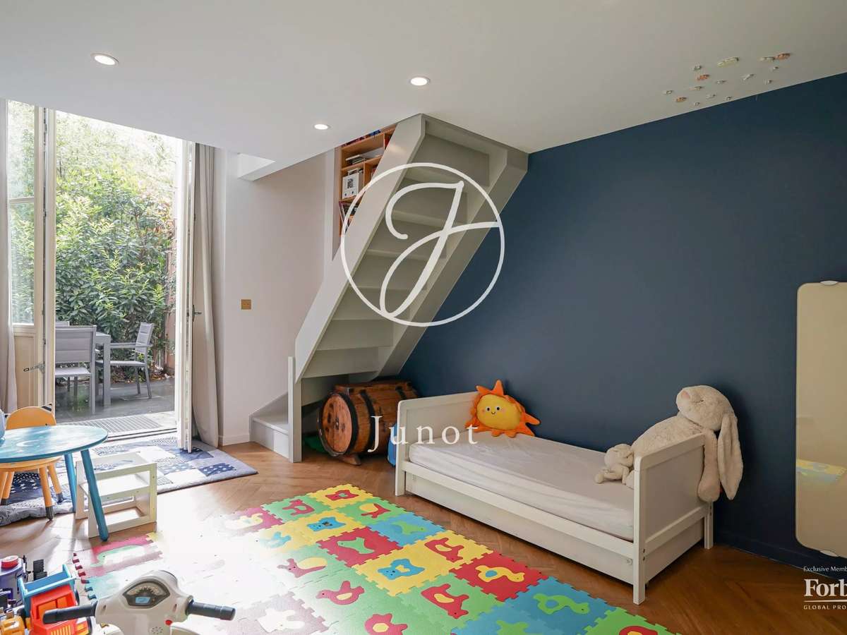 Apartment Paris 3e