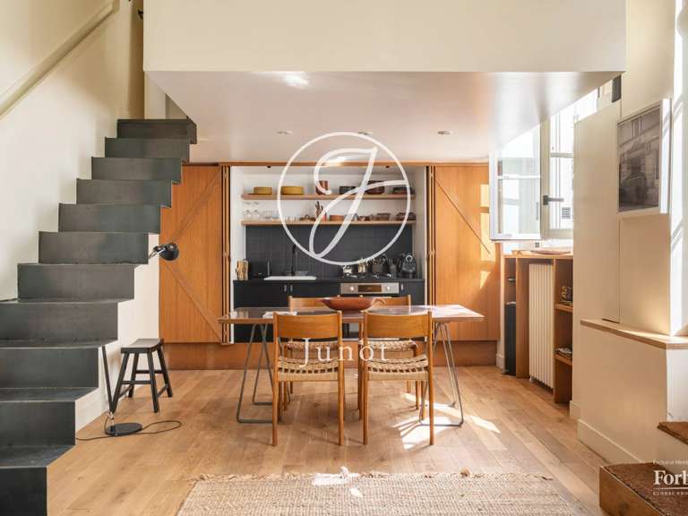 Appartement Paris 3e - 2 chambres - 49m²