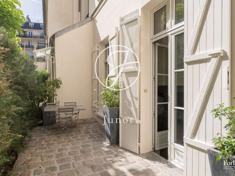 Appartement Paris 3e - 2 chambres - 49m²