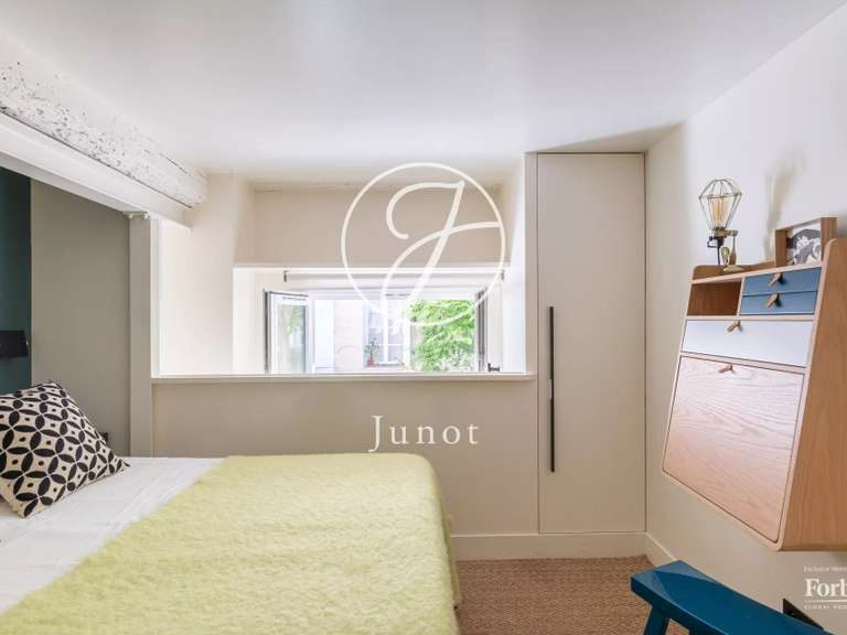Appartement Paris 3e - 2 chambres - 49m²