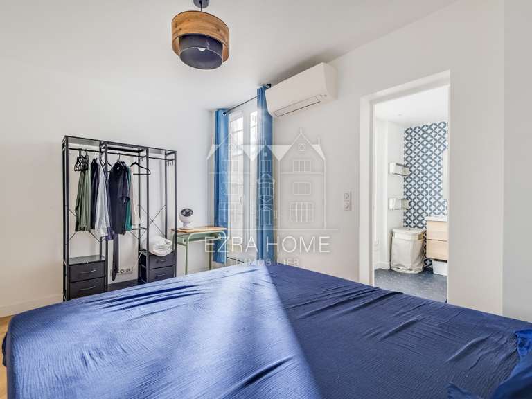 Appartement Paris 3e - 3 chambres - 77m²