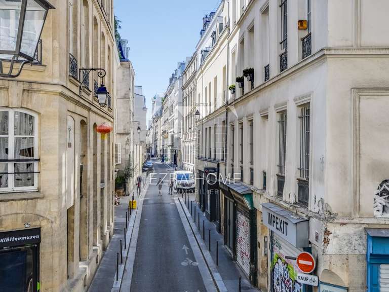 Appartement Paris 3e - 3 chambres - 77m²