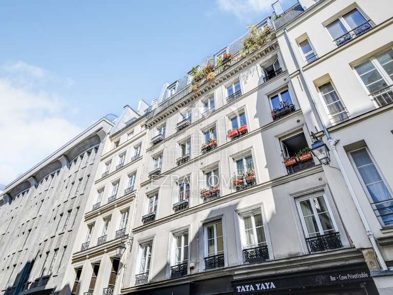 Appartement Paris 3e - 3 chambres - 77m²