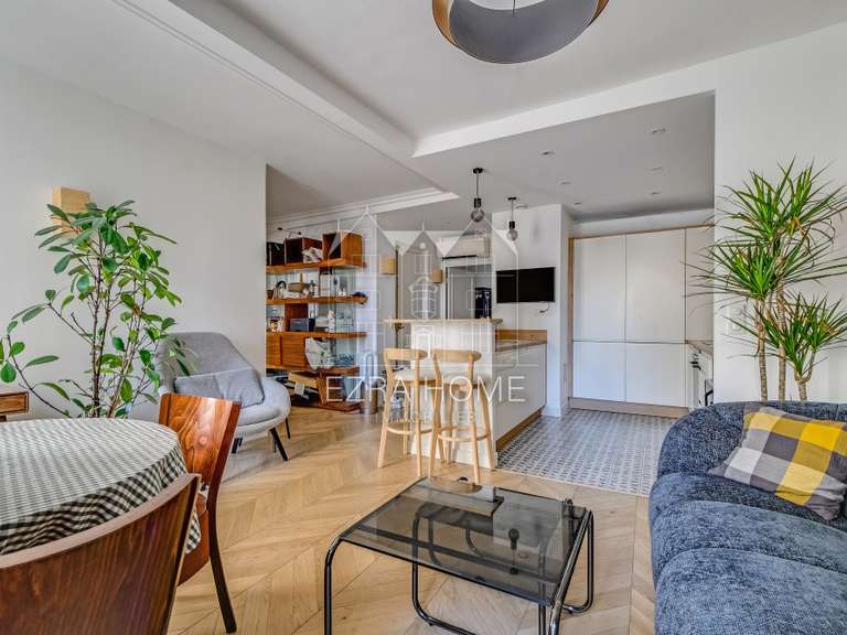 Appartement Paris 3e - 3 chambres - 77m²