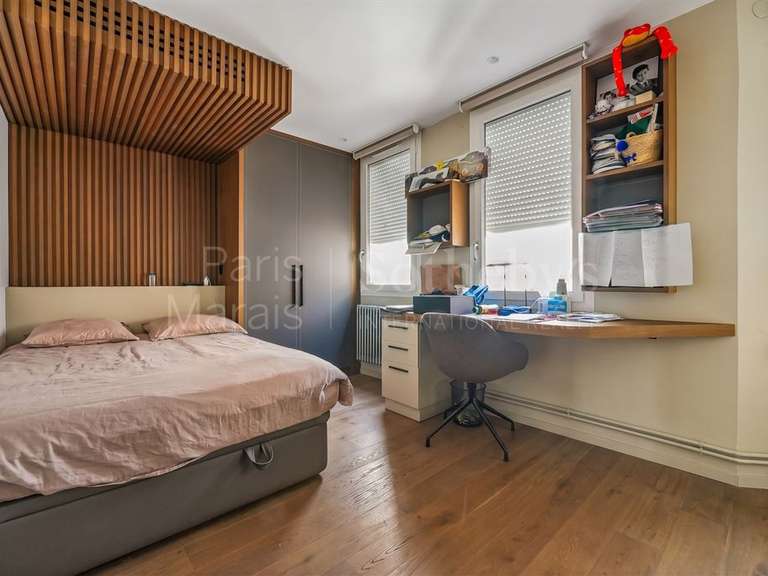 Appartement Paris 3e - 5 chambres - 283m²