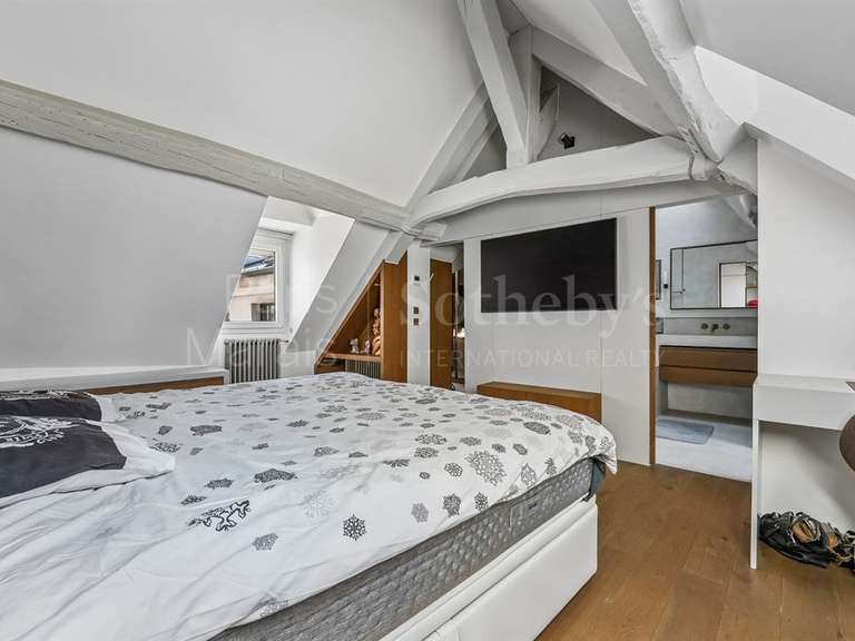 Appartement Paris 3e - 5 chambres - 283m²