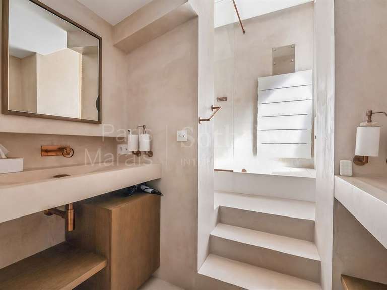 Appartement Paris 3e - 5 chambres - 283m²