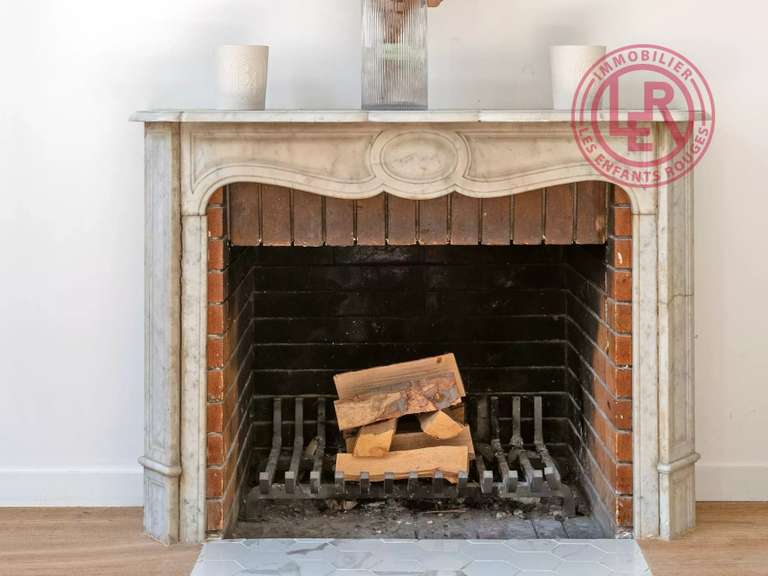 Appartement Paris 3e - 2 chambres - 79m²