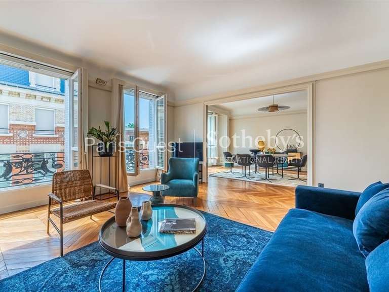 Appartement Paris 3e - 3 chambres - 150m²