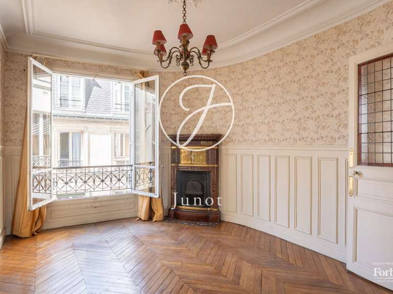 Appartement Paris 3e - 2 chambres - 90m²