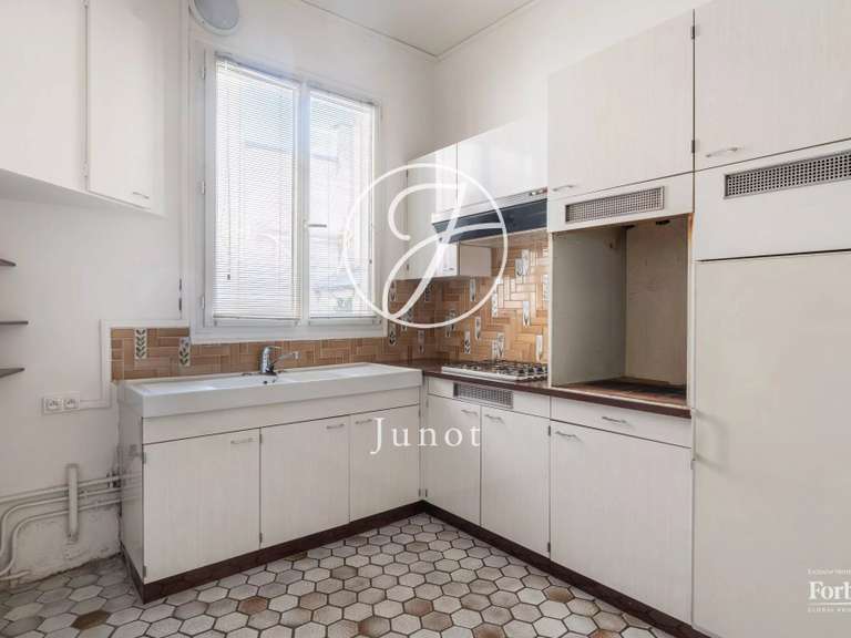 Appartement Paris 3e - 2 chambres - 90m²