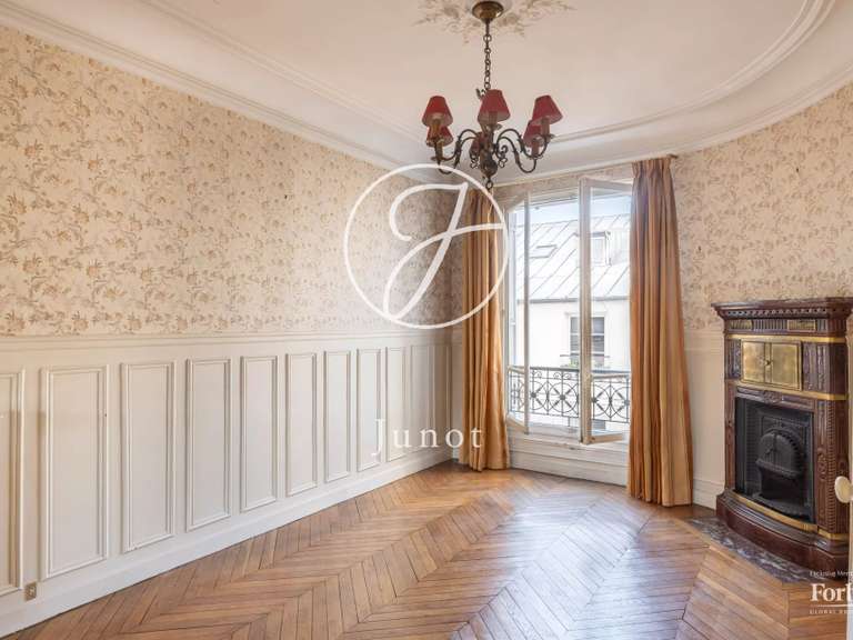 Appartement Paris 3e - 2 chambres - 90m²