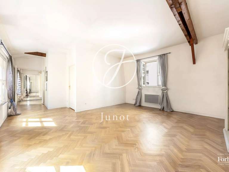 Appartement Paris 3e - 2 chambres - 76m²