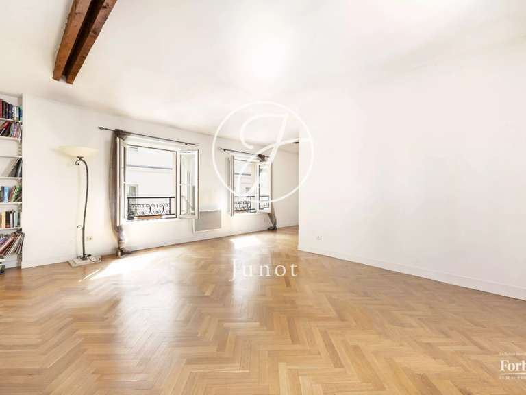 Appartement Paris 3e - 2 chambres - 76m²