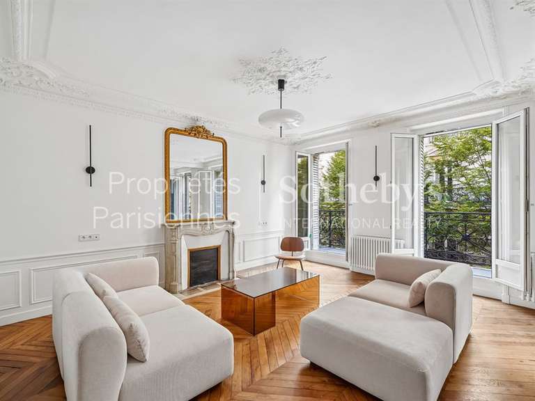 Appartement Paris 3e - 2 chambres - 73m²