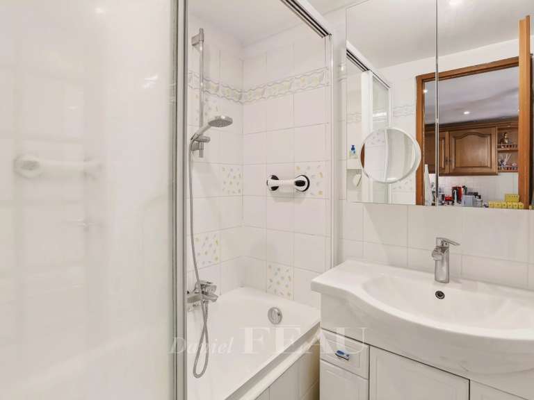 Appartement Paris 3e - 2 chambres - 50m²