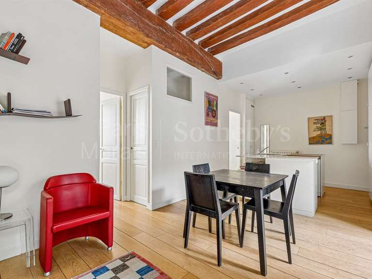 Appartement Paris 3e - 2 chambres - 50m²