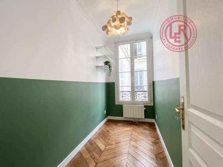 Appartement Paris 3e - 2 chambres - 66m²