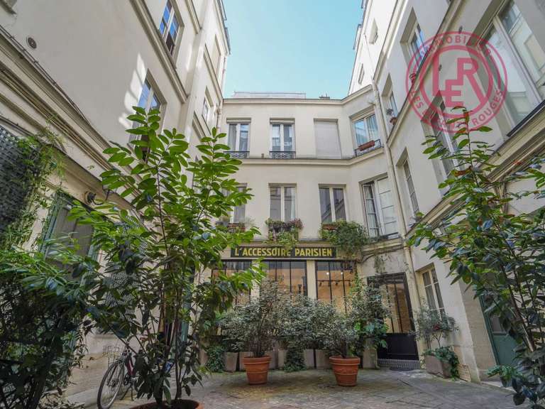 Appartement Paris 3e - 2 chambres - 66m²