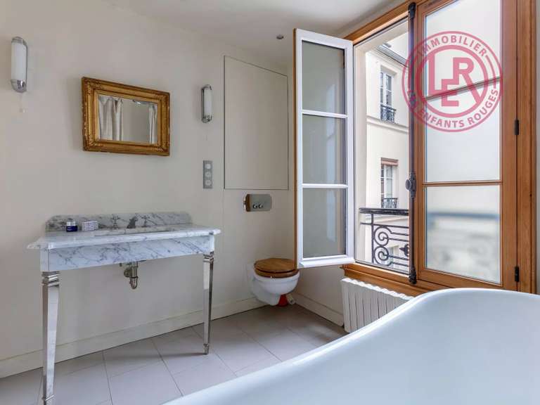 Appartement Paris 3e - 1 chambre - 61m²