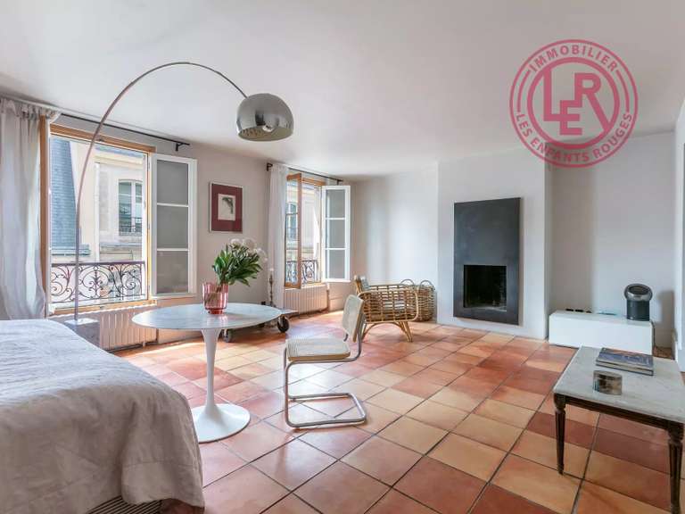 Appartement Paris 3e - 1 chambre - 61m²