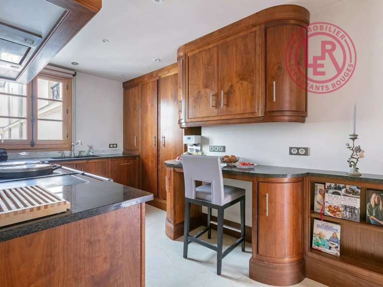 Appartement Paris 3e - 1 chambre - 61m²