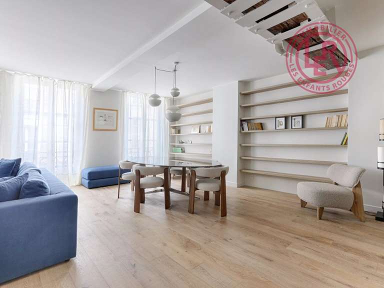 Appartement Paris 3e - 1 chambre - 88m²