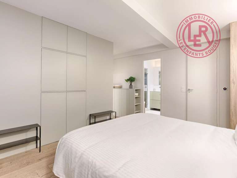 Appartement Paris 3e - 1 chambre - 88m²