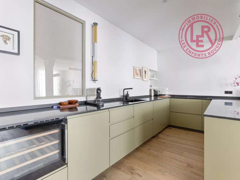Appartement Paris 3e - 1 chambre - 88m²