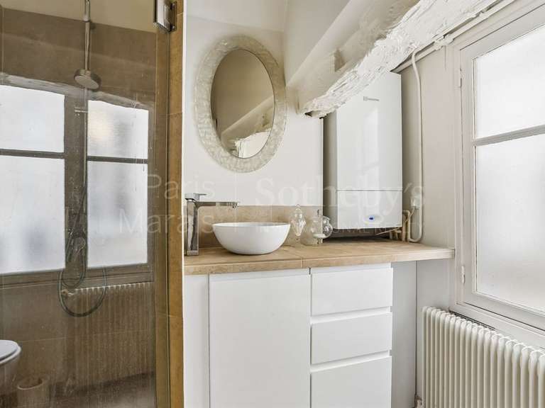 Appartement Paris 3e - 3 chambres - 110m²